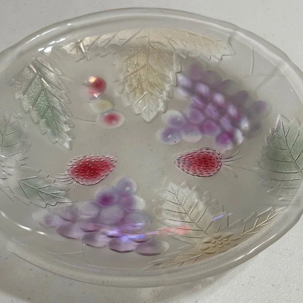 Frosted Glass Fruit Motif Serving Plate Iridescent‎ Grapes Strawberries VTG 8.5